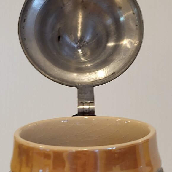 Vintage German Beer Stein Pewter Lid 8.5 in Tall Hand Painted Couple 0.5 L - Picture 14 of 16